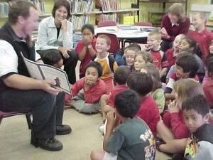 King Andy reads to children